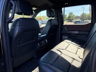 Ford F-150 2023 4x4 Lariat 4dr SuperCrew 5.5 ft. SB