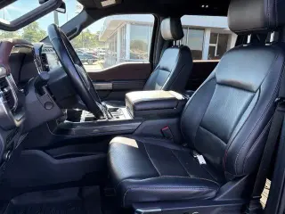 Ford F-150 2023 4x4 Lariat 4dr SuperCrew 5.5 ft. SB