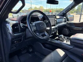 Ford F-150 2023 4x4 Lariat 4dr SuperCrew 5.5 ft. SB