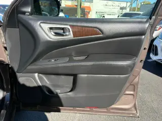 2015 Nissan PATHFINDER