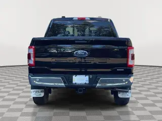 Ford F-150 2023 4x4 XL 4dr SuperCrew 5.5 ft. SB