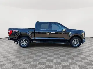 Ford F-150 2023 4x4 XL 4dr SuperCrew 5.5 ft. SB