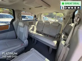 2010 Chrysler TOWN & COUNTRY