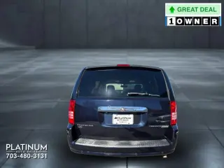 2010 Chrysler TOWN & COUNTRY