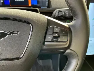 Ford Mustang Mach-E 2023 AWD Premium 4dr SUV
