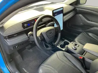 Ford Mustang Mach-E 2023 AWD Premium 4dr SUV