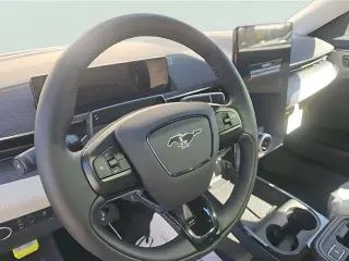 Ford Mustang Mach-E 2025 Premium 4dr SUV