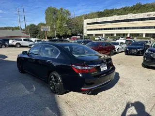 2017 HONDA ACCORD
