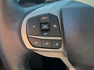Ford Explorer 2023 AWD XLT SUV de 4 puertas