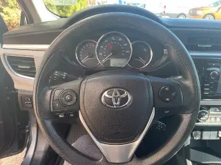 Toyota Corolla 2016 LE Plus Sedán 4 puertas