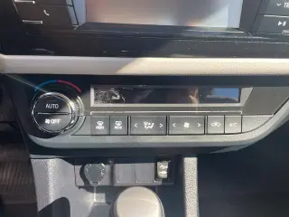 Toyota Corolla 2016 LE Plus Sedán 4 puertas
