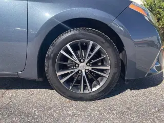 Toyota Corolla 2016 LE Plus Sedán 4 puertas