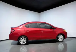 Mitsubishi Mirage G4 del año 2024