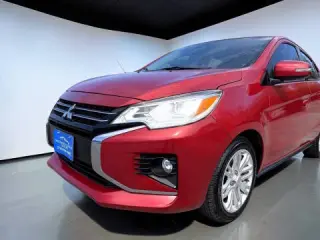 Mitsubishi Mirage G4 del año 2024