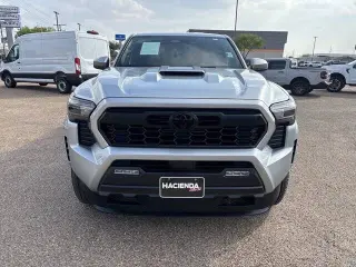 Toyota Tacoma 2024