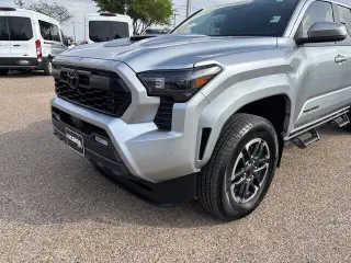 Toyota Tacoma 2024