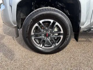 Toyota Tacoma 2024