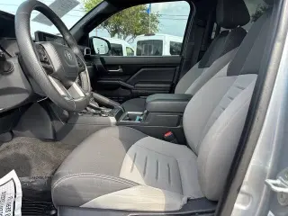 Toyota Tacoma 2024