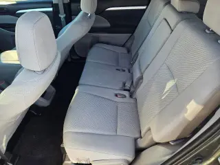Toyota Highlander 2019 AWD LE 4dr SUV