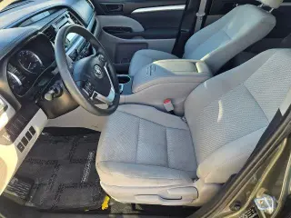 Toyota Highlander 2019 AWD LE 4dr SUV