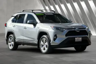 Toyota RAV4 Híbrido 2021 AWD XLE Premium 4dr SUV