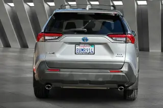Toyota RAV4 Híbrido 2021 AWD XLE Premium 4dr SUV