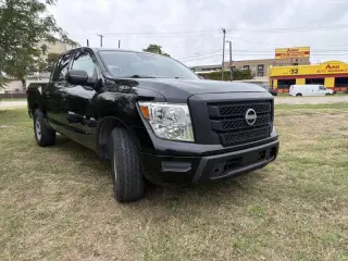 2023 Nissan Titan