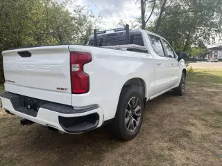 Camion Chevrolet Silverado 1500 del año 2020