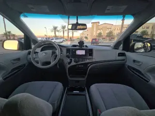 2014 Toyota Sienna