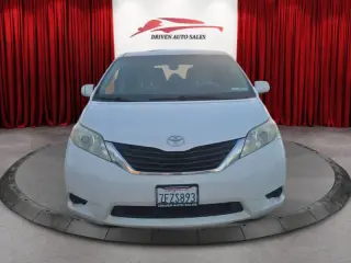 2014 Toyota Sienna