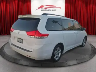 2014 Toyota Sienna