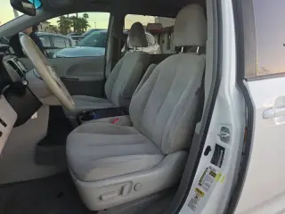 2014 Toyota Sienna