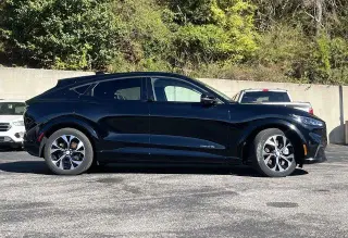 Ford Mustang Mach-E 2023 AWD Premium 4dr SUV