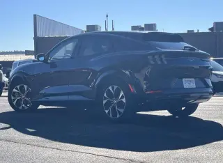 Ford Mustang Mach-E 2023 AWD Premium 4dr SUV
