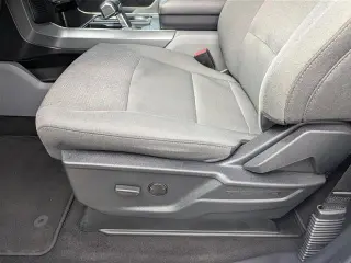 Ford F-150 Lightning 2025 AWD XLT 4dr SuperCrew 5.5 ft. SB