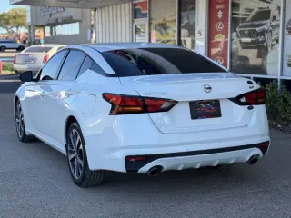 2020 Nissan Altima