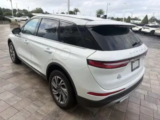 Lincoln Corsair 2024 Premiere 4dr SUV