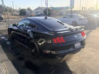 2017 Ford Mustang