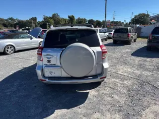 Toyota RAV4 del año 2010
