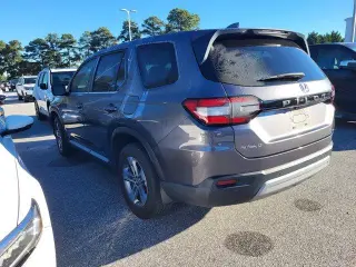 Honda Pilot 2024 EX-L 4 SUV w/Capitanes Traseros