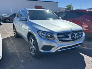Mercedes-Benz GLC 2017 GLC 300 4dr SUV