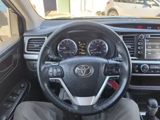 Toyota Highlander 2018