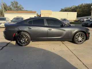 2017 Dodge Charger SXT AWD