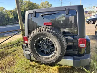 2012 Jeep Wrangler Unlimited Sahara 4x4