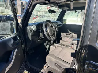 2012 Jeep Wrangler Unlimited Sahara 4x4