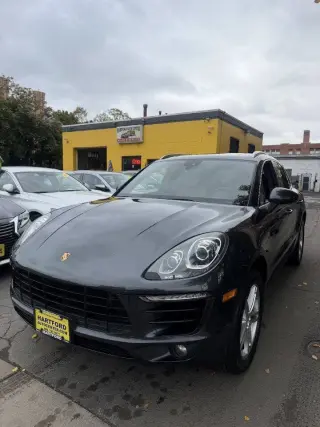 2017 Porsche Macan