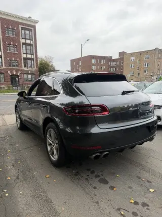 2017 Porsche Macan