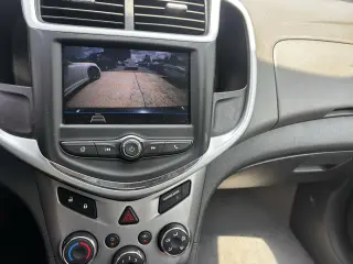 Sonic 2020 Chevrolet LT Sedán de automóvil automático