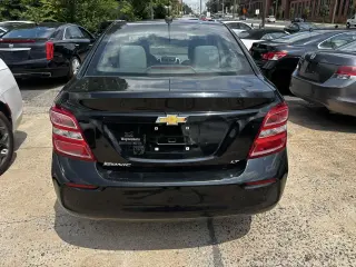 Sonic 2020 Chevrolet LT Sedán de automóvil automático