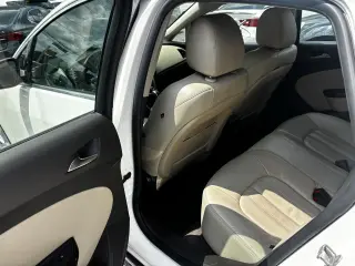 2013 Buick Verano de cuero